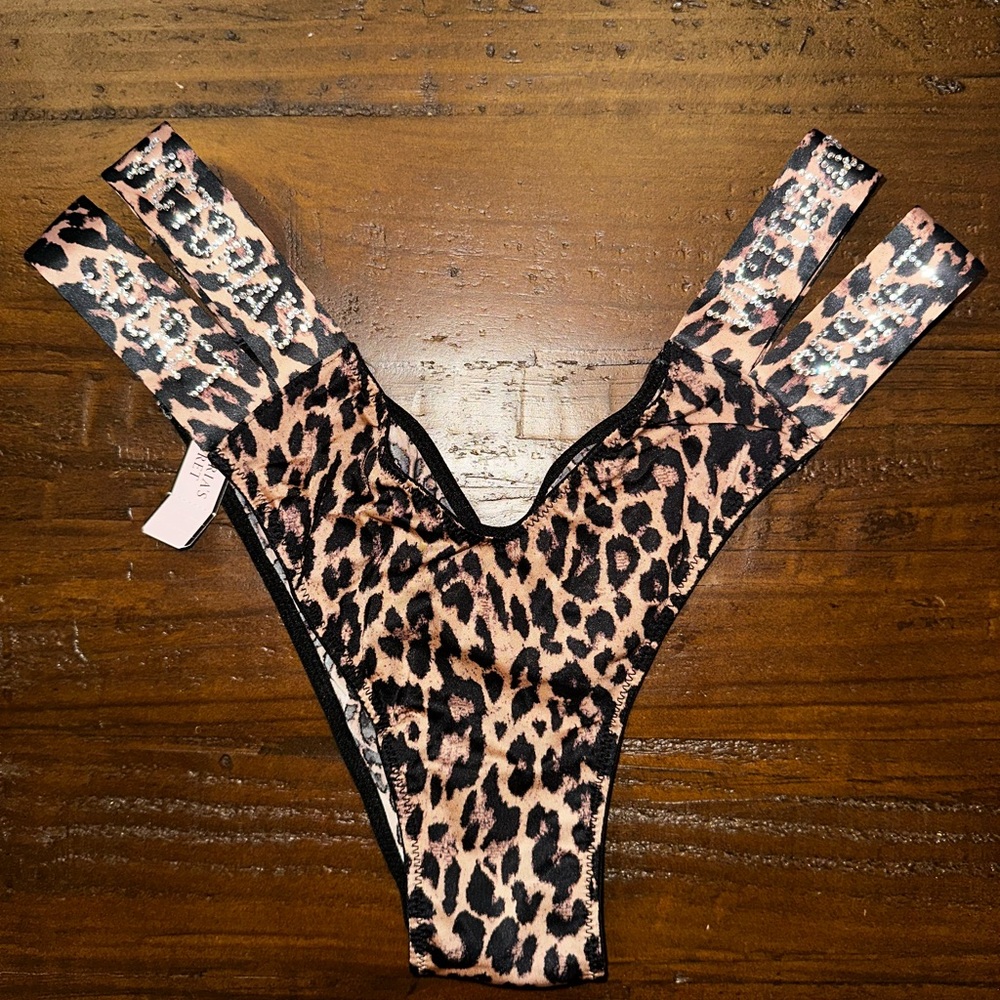 Victoria's Secret Satin Cheeky & Thong Panty Bundle ❤️🪩 - Picture 10 of 13